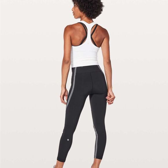 Lululemon Wild Twist 7/8 Tight 25 in. Black Heathered  Gray. Size 6. - Picture 2 of 12